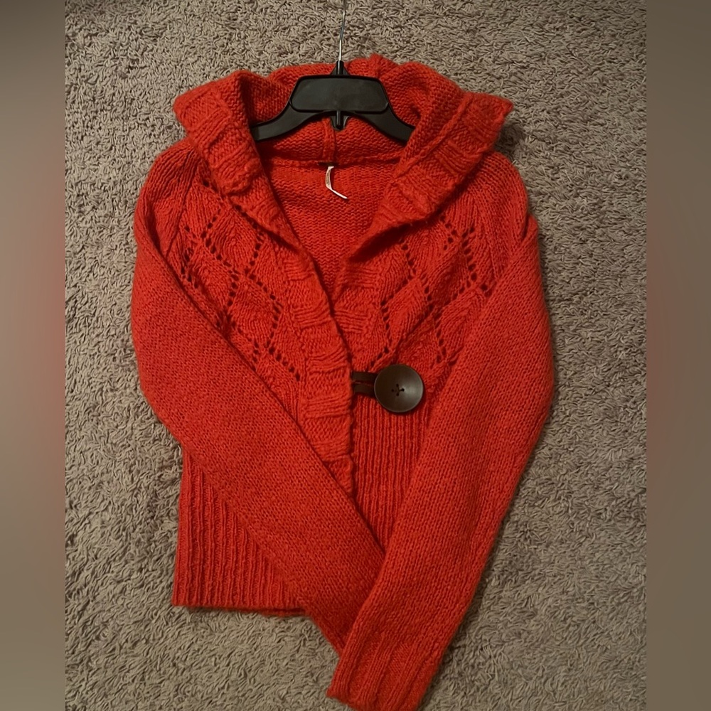 Cardigan sweater